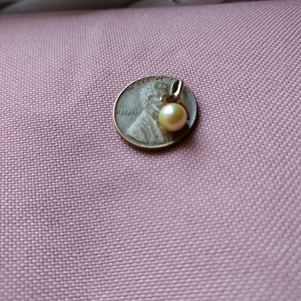 Na Hoku Hawaiian pearl pendant 14K Gold